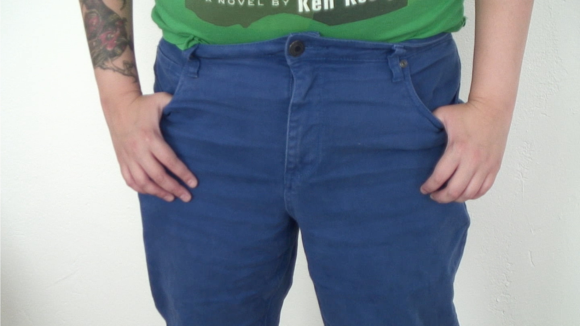 4400_Boi Oh Boi!stillhandspockets.jpg 4400_Boi Oh Boi!stillhandspockets.jpg